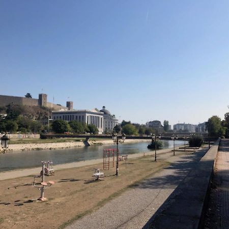 City Centre River View Apartment Skopje Exterior photo