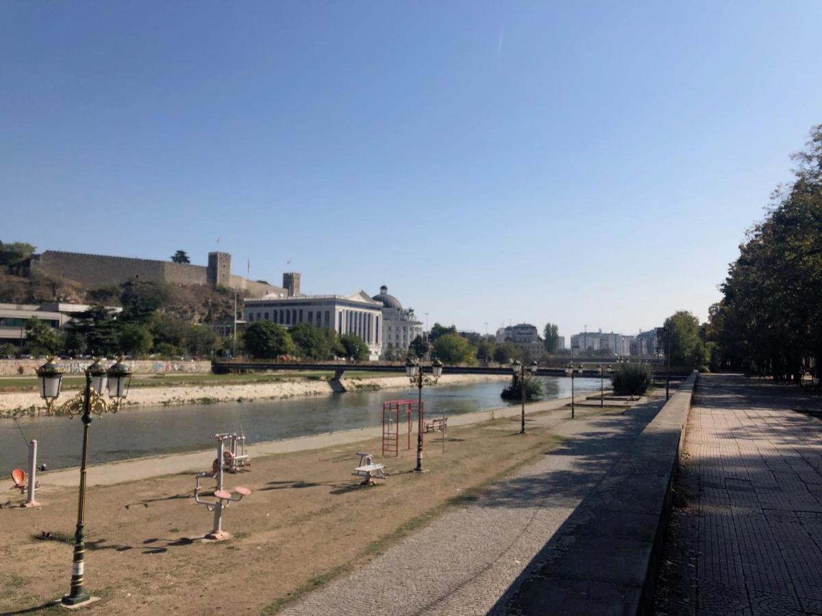 City Centre River View Apartment Skopje Exterior photo